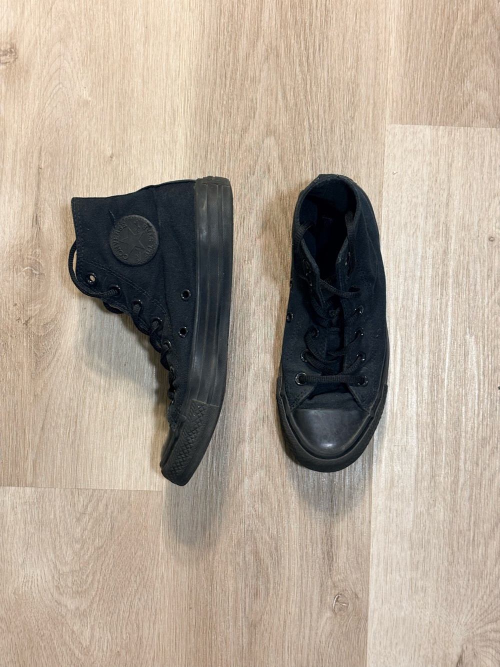 Converse Chuck Taylor All Star Black High Top Sneakers Womens Size 6 Goth Grunge
